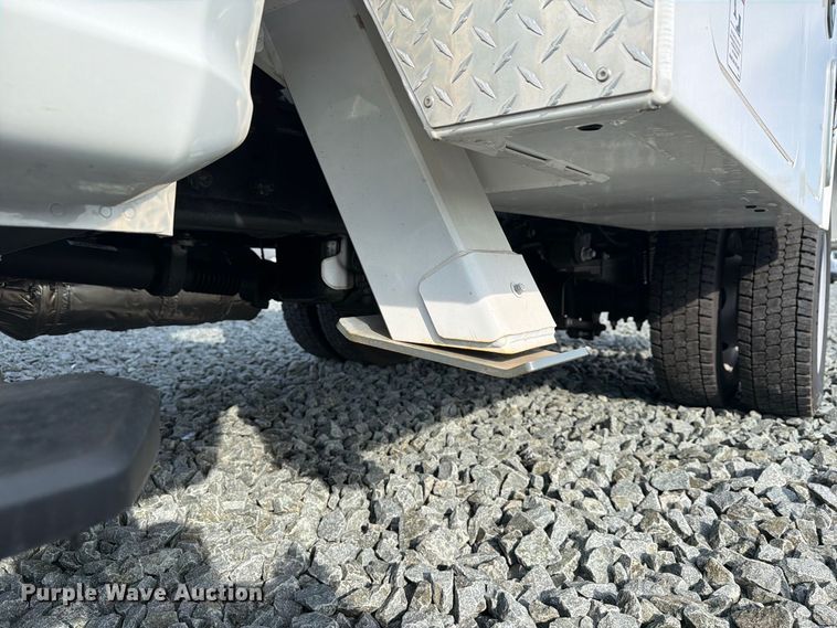 image for item YA4990 2024 Ford F550 Super Duty bucket truck