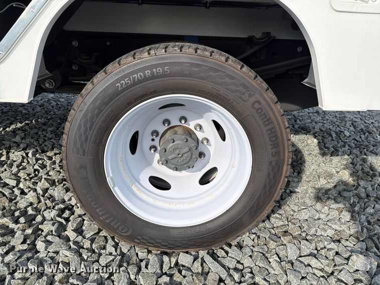 image for item YA4990 2024 Ford F550 Super Duty bucket truck