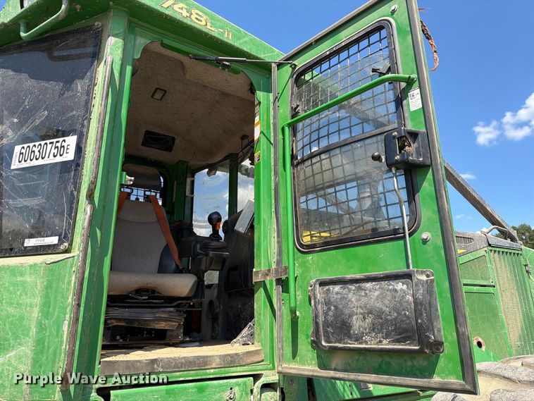 image for item YA5005 2019 John Deere 748L-II skidder