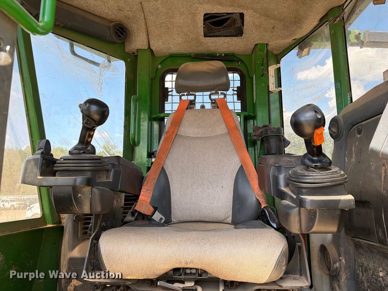 image for item YA5005 2019 John Deere 748L-II skidder