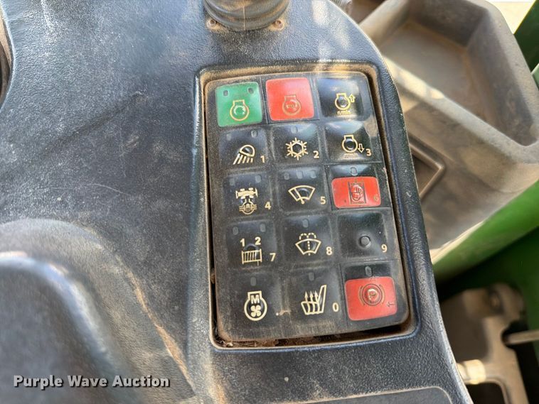 image for item YA5005 2019 John Deere 748L-II skidder