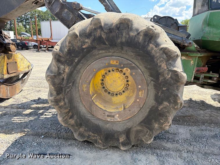 image for item YA5005 2019 John Deere 748L-II skidder