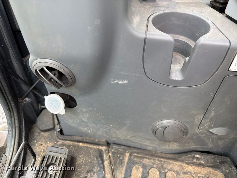 image for item YA5065 2023 John Deere 35P-Tier mini excavator