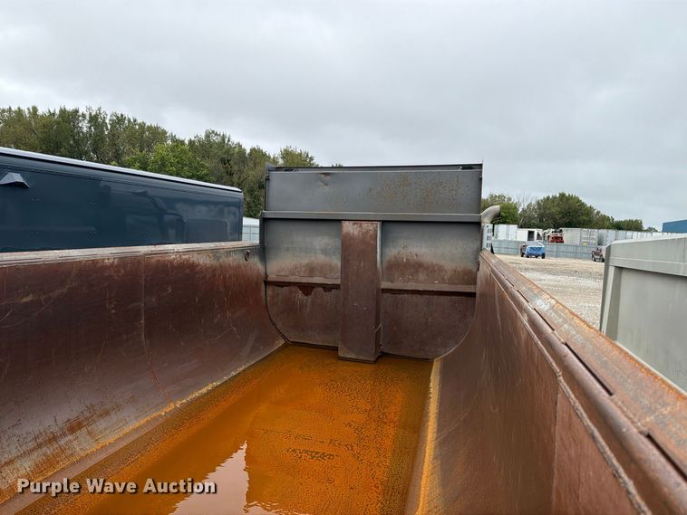 image for item YA5103 2022 Volvo VHD dump truck