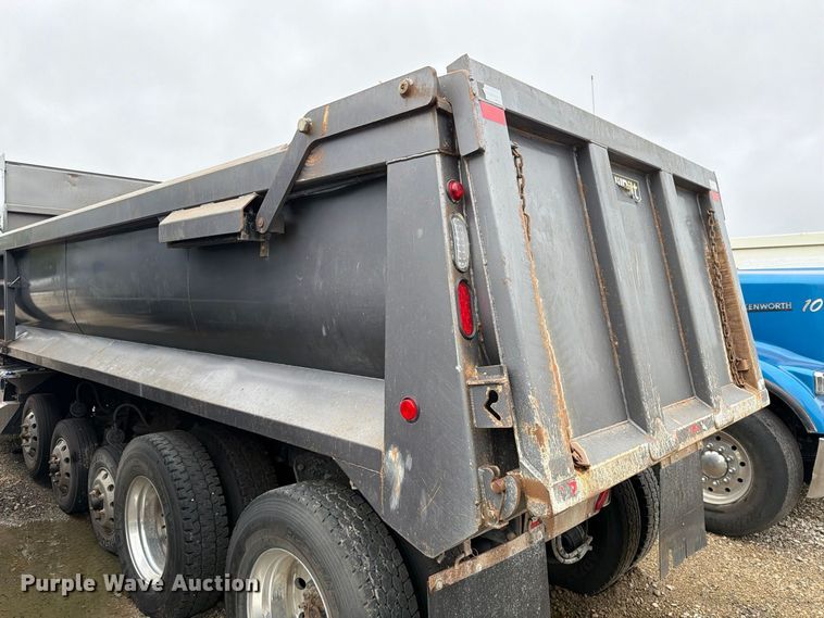 image for item YA5103 2022 Volvo VHD dump truck