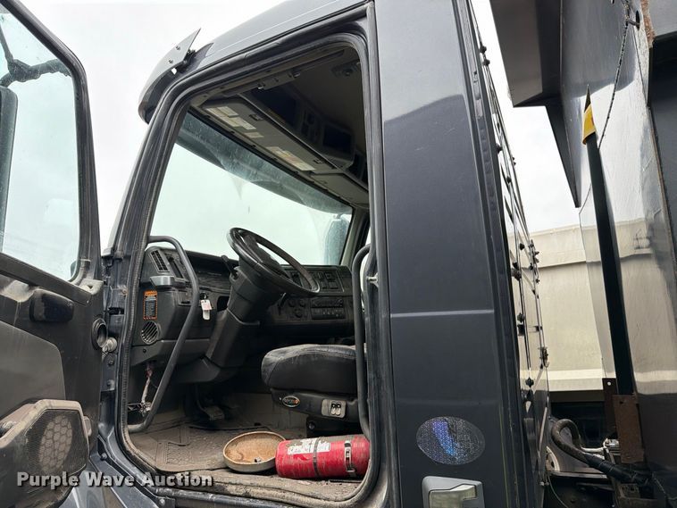 image for item YA5103 2022 Volvo VHD dump truck