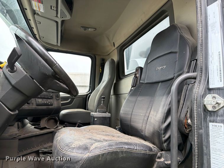 image for item YA5103 2022 Volvo VHD dump truck