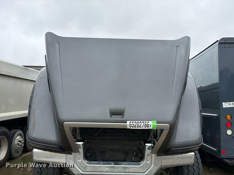 image for item YA5103 2022 Volvo VHD dump truck