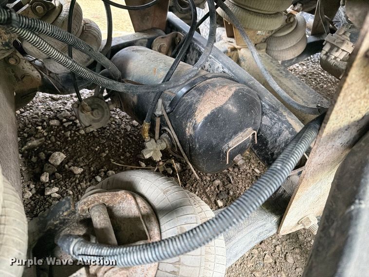 image for item YA5103 2022 Volvo VHD dump truck