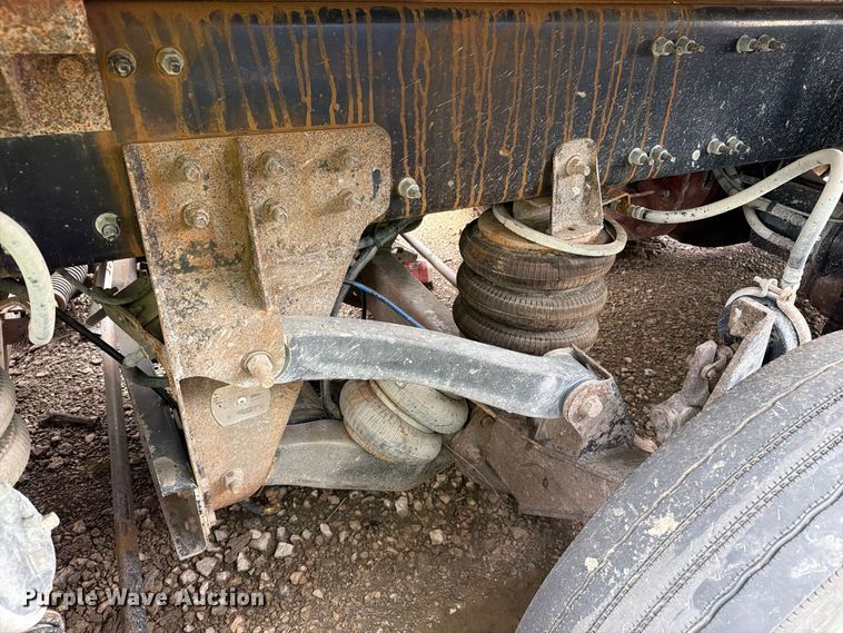 image for item YA5103 2022 Volvo VHD dump truck