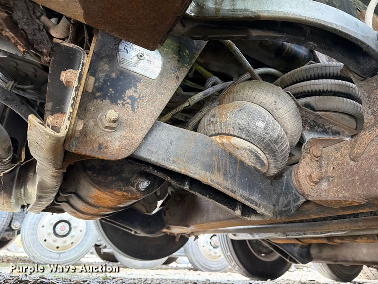 image for item YA5103 2022 Volvo VHD dump truck
