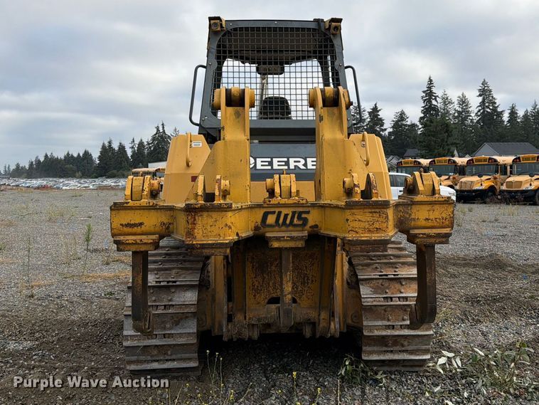 image for item YA5107 2006 John Deere 750J LT dozer