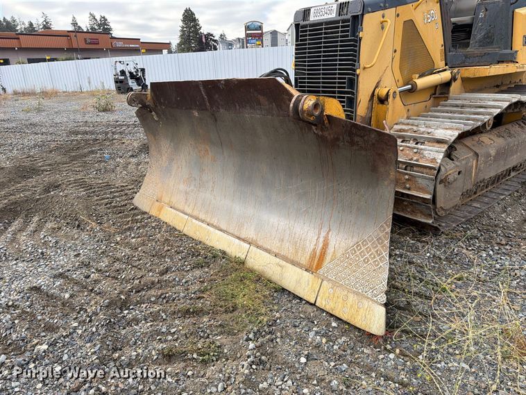 image for item YA5107 2006 John Deere 750J LT dozer