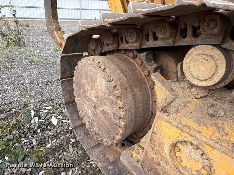image for item YA5107 2006 John Deere 750J LT dozer
