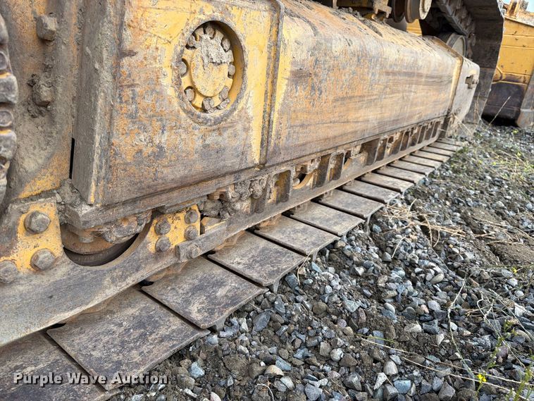 image for item YA5107 2006 John Deere 750J LT dozer