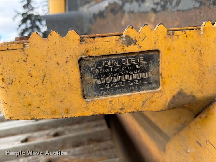image for item YA5107 2006 John Deere 750J LT dozer