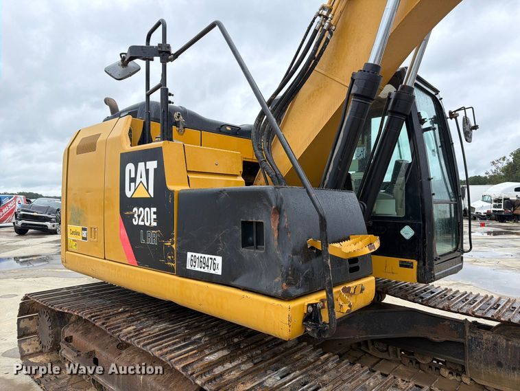 image for item YA5146 2014 Caterpillar 320ELRR excavator