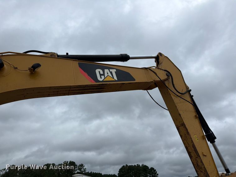 image for item YA5146 2014 Caterpillar 320ELRR excavator
