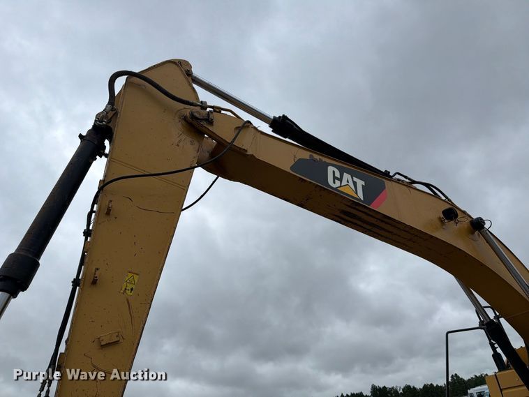 image for item YA5146 2014 Caterpillar 320ELRR excavator