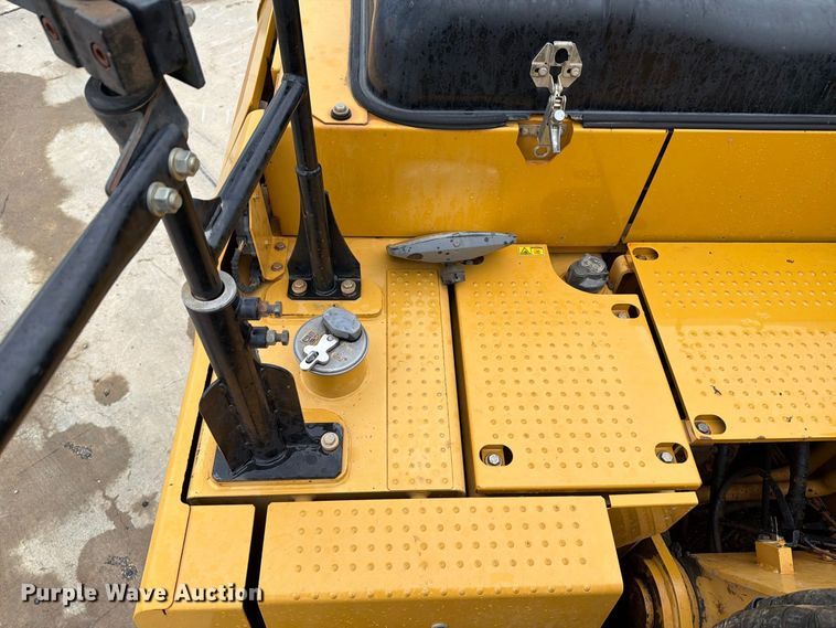 image for item YA5146 2014 Caterpillar 320ELRR excavator