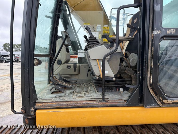 image for item YA5146 2014 Caterpillar 320ELRR excavator