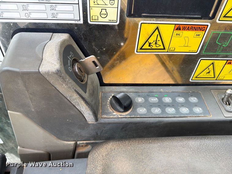 image for item YA5146 2014 Caterpillar 320ELRR excavator