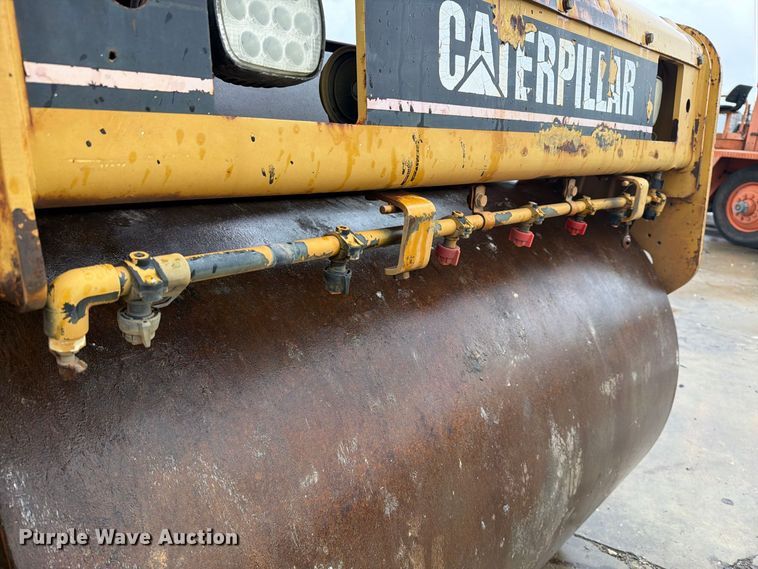 image for item YA5147 2007 Caterpillar CB-424D double drum vibratory roller