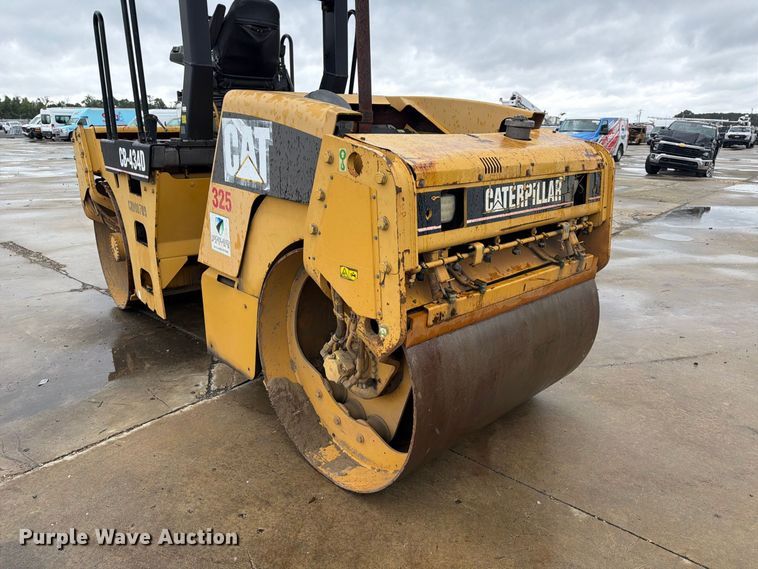 image for item YA5147 2007 Caterpillar CB-424D double drum vibratory roller
