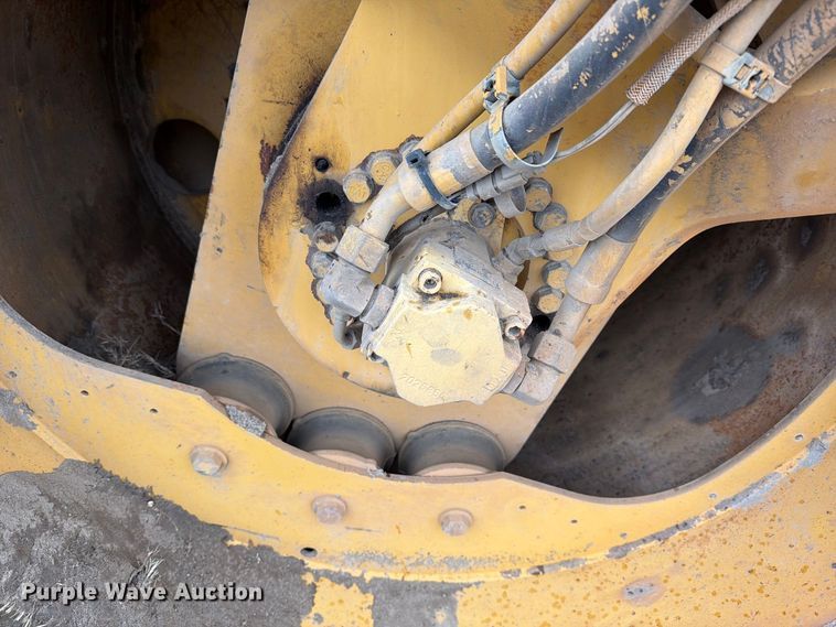 image for item YA5147 2007 Caterpillar CB-424D double drum vibratory roller