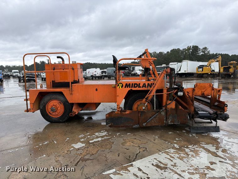 image for item YA5148 1997 Midland SP road widener