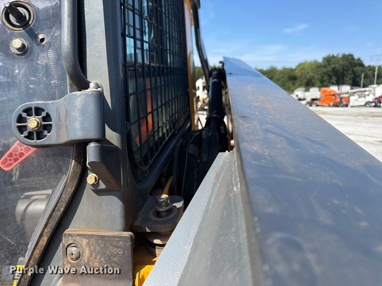 image for item YA5158 2024 John Deere 335P-Tier tracked skid steer loader