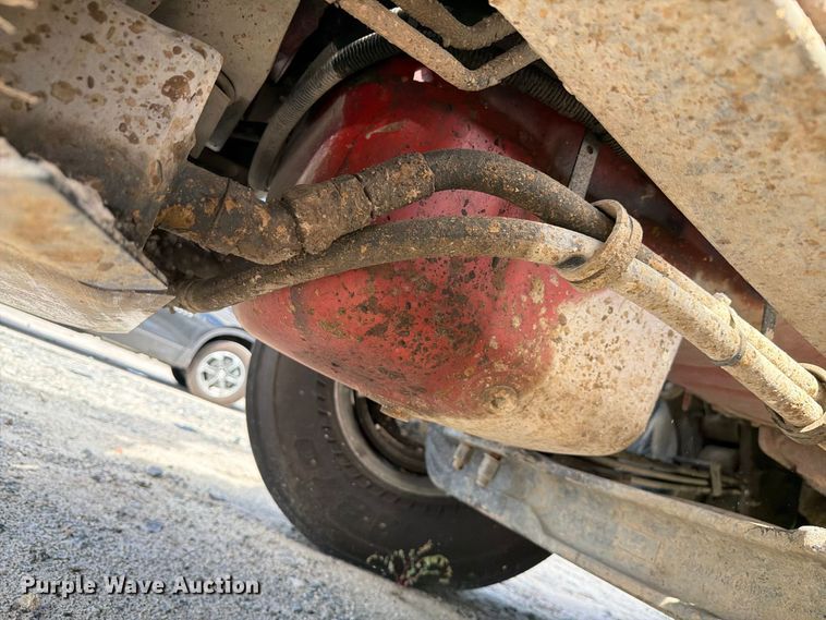 image for item YA5161 2019 Kenworth T800 dump truck
