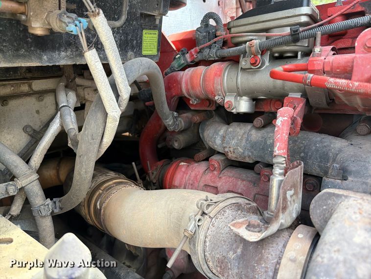image for item YA5161 2019 Kenworth T800 dump truck