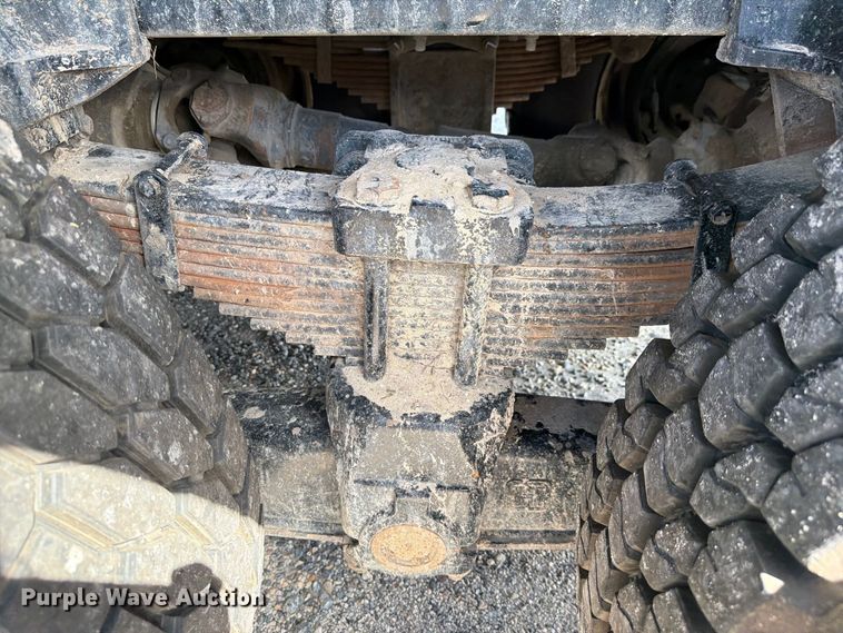 image for item YA5161 2019 Kenworth T800 dump truck