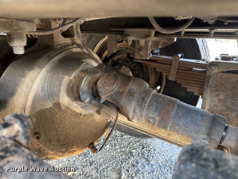 image for item YA5161 2019 Kenworth T800 dump truck