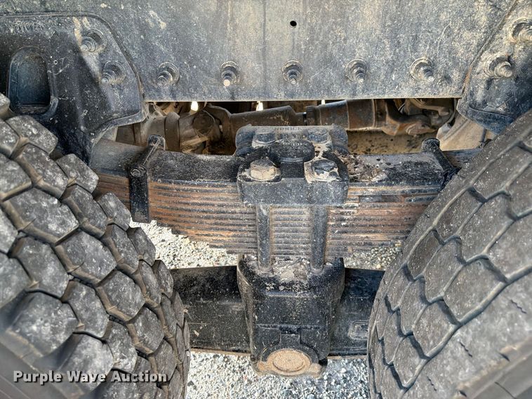 image for item YA5161 2019 Kenworth T800 dump truck