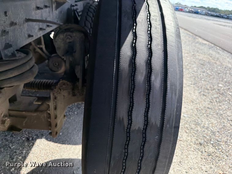 image for item YA5161 2019 Kenworth T800 dump truck