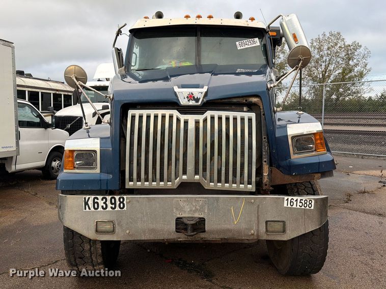 image for item YA5181 2021 Western Star 4700 dump truck