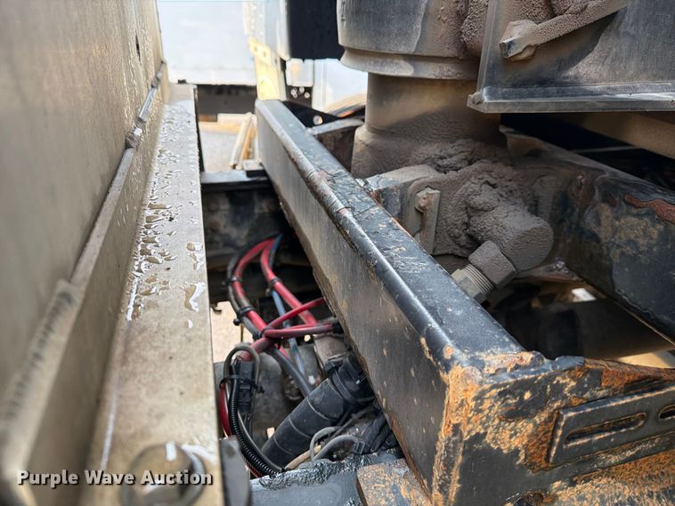 image for item YA5181 2021 Western Star 4700 dump truck