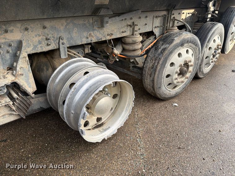 image for item YA5181 2021 Western Star 4700 dump truck