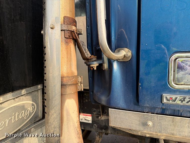 image for item YA5181 2021 Western Star 4700 dump truck