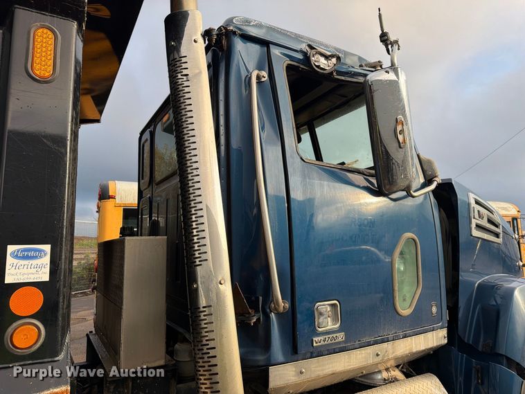 image for item YA5181 2021 Western Star 4700 dump truck
