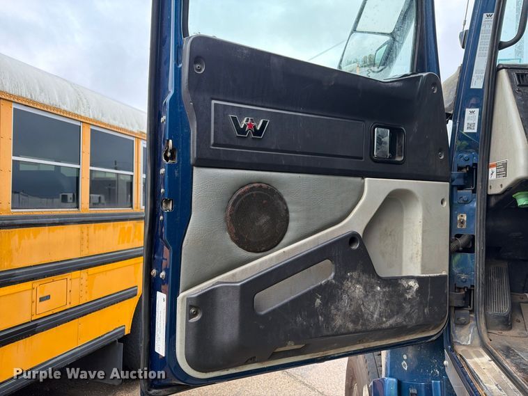 image for item YA5181 2021 Western Star 4700 dump truck