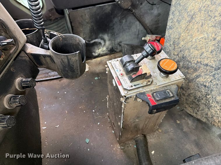 image for item YA5181 2021 Western Star 4700 dump truck