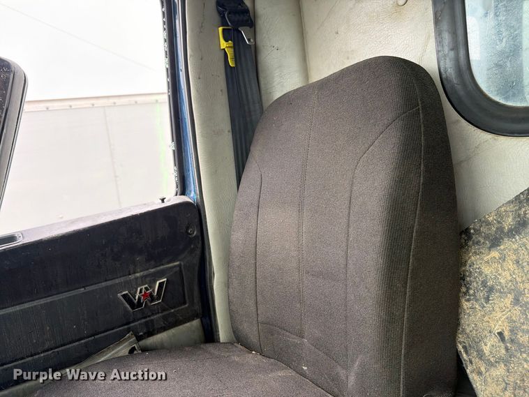 image for item YA5181 2021 Western Star 4700 dump truck