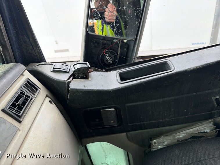 image for item YA5181 2021 Western Star 4700 dump truck
