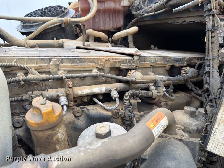 image for item YA5181 2021 Western Star 4700 dump truck