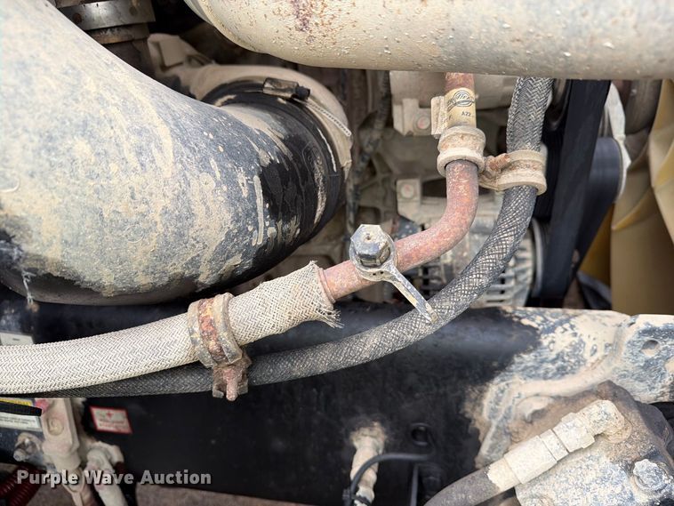 image for item YA5181 2021 Western Star 4700 dump truck