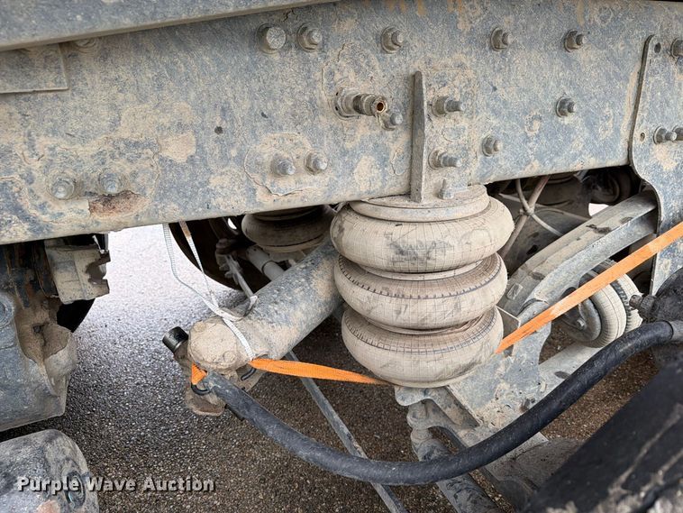 image for item YA5181 2021 Western Star 4700 dump truck