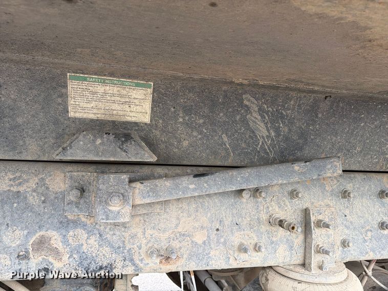 image for item YA5181 2021 Western Star 4700 dump truck